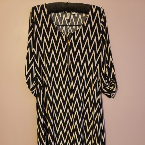 Tristan Size Medium Women's Zig Zag Dress - Gentlyf Used - Picture 1 of 8